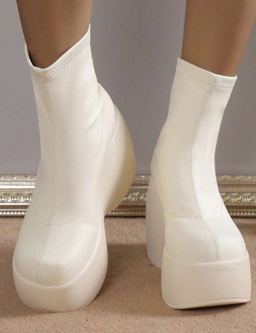 Botine Shein, crem