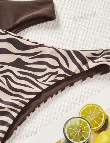 Set costum de baie Shein, mix culori