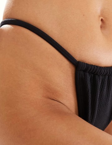 Slip Collusion, negru