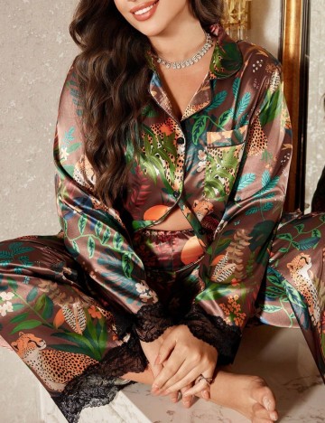 Compleu pijamale Shein Curve+, mix culori