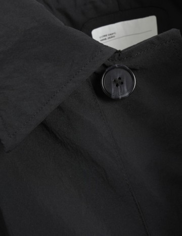 Trench Selected, negru