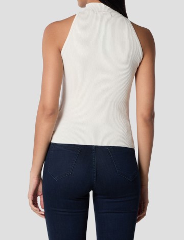 Maiou Guess, crem
