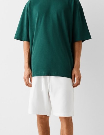 Pantaloni scurți Bershka, alb