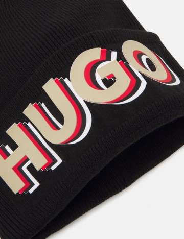 Fes Hugo, negru