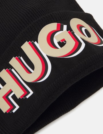 Fes Hugo, negru