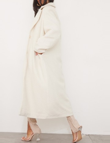 Palton PRETTYLITTLETHING, alb