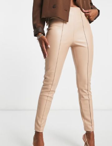 Pantaloni imitație din piele ASOS, bej