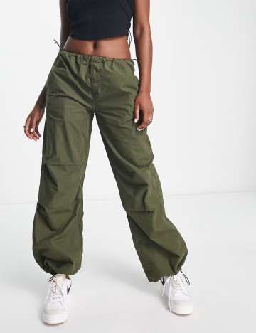 Pantaloni Stradivarius, kaki