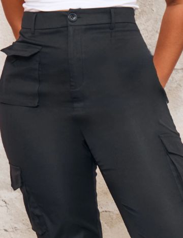 Pantaloni PRETTYLITTLETHING, negru