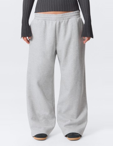 Pantaloni de trening WEEKDAY, gri