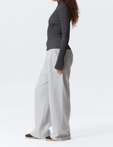 Pantaloni de trening WEEKDAY, gri