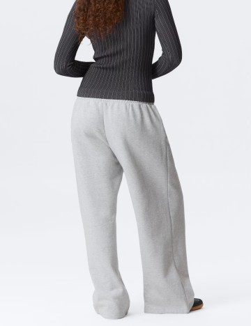 Pantaloni de trening WEEKDAY, gri
