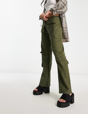 Pantaloni Reclaimed vintage, kaki