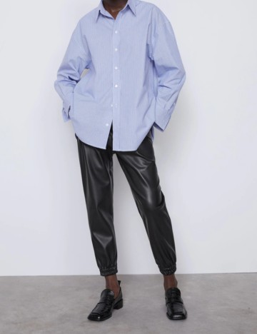 Pantaloni imitație din piele Zara, negru