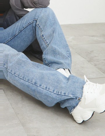 Jeans PRETTYLITTLETHING, albastru
