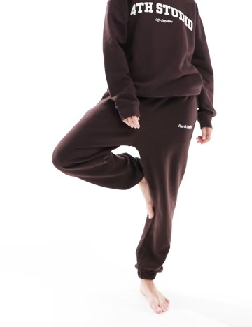 Pantaloni de trening 4th & Reckless, maro