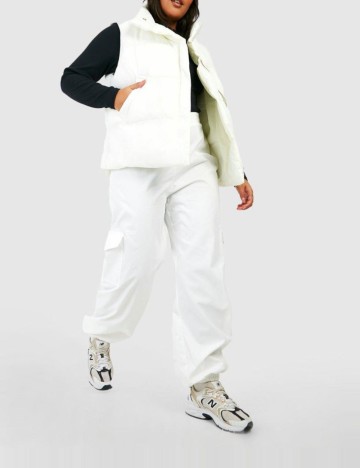 Pantaloni Boohoo, alb