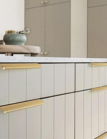 Set m&acirc;nere Shein, auriu