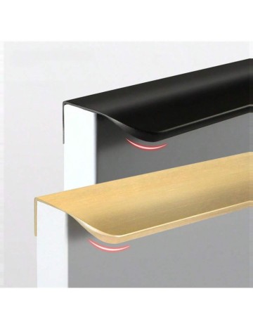 M&acirc;ner Shein, auriu