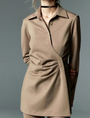 Bluză cu nasturi Zara, bej