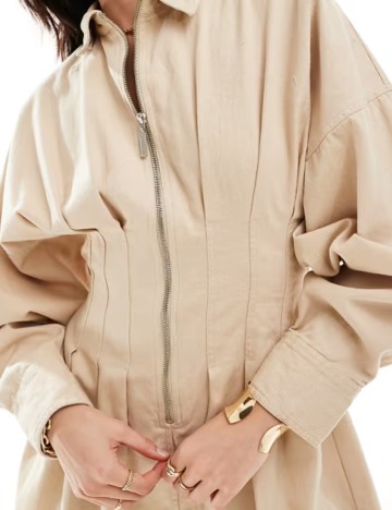 Salopetă ASOS, crem