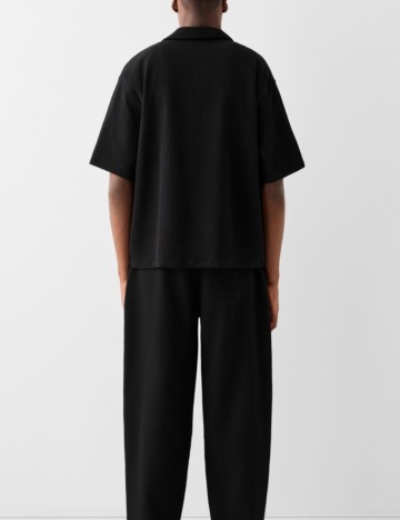 Cămașă cu m&acirc;necă scurtă Bershka, negru