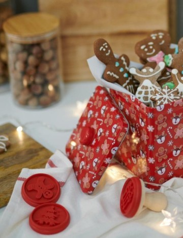 Set ștampile pentru prăjituri Sinsay, roșu