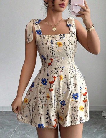 Salopetă scurtă Shein, bej