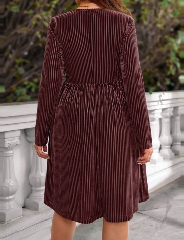 Rochie mini Shein Curve+, roz