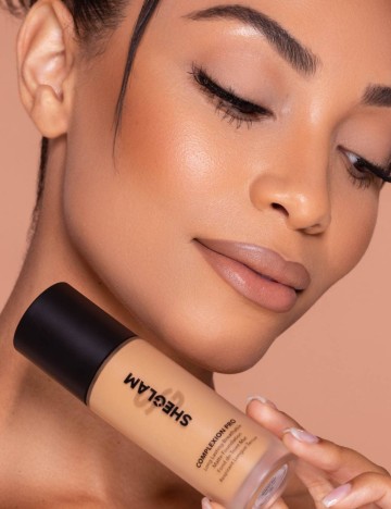 Fond de ten SHEGLAM, bej