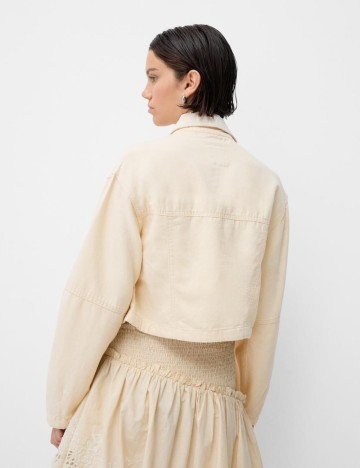 Jachetă Bershka, crem