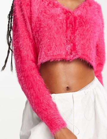 Cardigan Collusion, roz