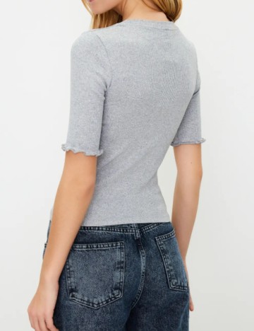 Tricou TRENDYOL, gri
