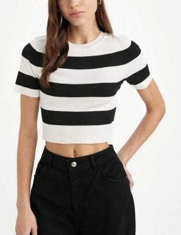 Top DeFacto, mix culori