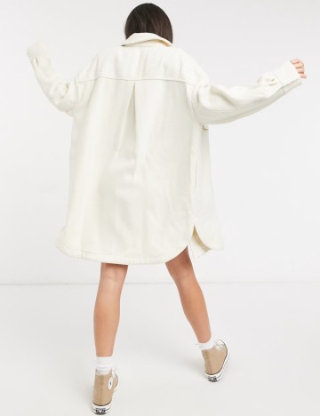 Jachetă ASOS, crem