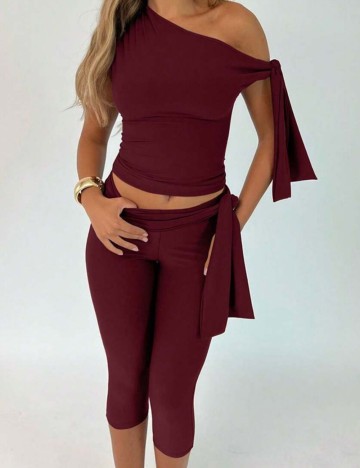 Compleu Shein, vișiniu