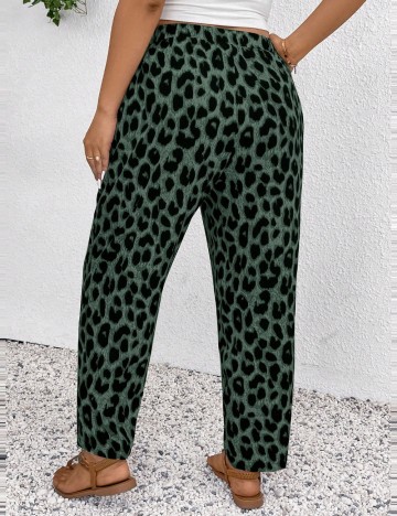 Pantaloni Shein Curve+, mix culori