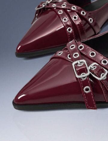 Saboți Shein, vișiniu